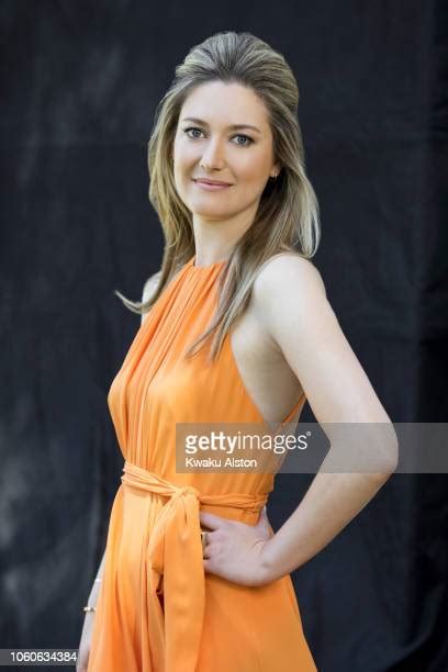 zoe perry sexy photos|Zoe Perry